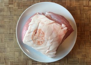 Krustenbraten vor dem Garen