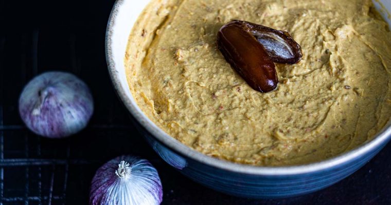 würziger Dip aus Datteln zur Grillsaison
