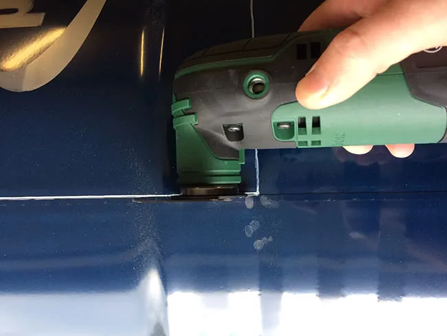 DIY: Stehtisch aus Ölfass bauen: Aussparung