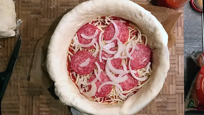 herzhafte Kuchen - Pizzatorte - Salami